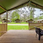 Safaritent 6 Vakantiehuis Vessem