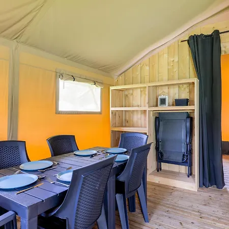 Safaritent 6 Campo de lujo Vessem