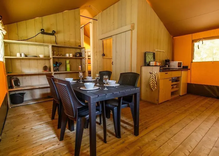 Safaritent 6 3* Vessem